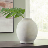 J&M Furniture - Ashley Furniture - Clayson Vase - Vase - A2000654